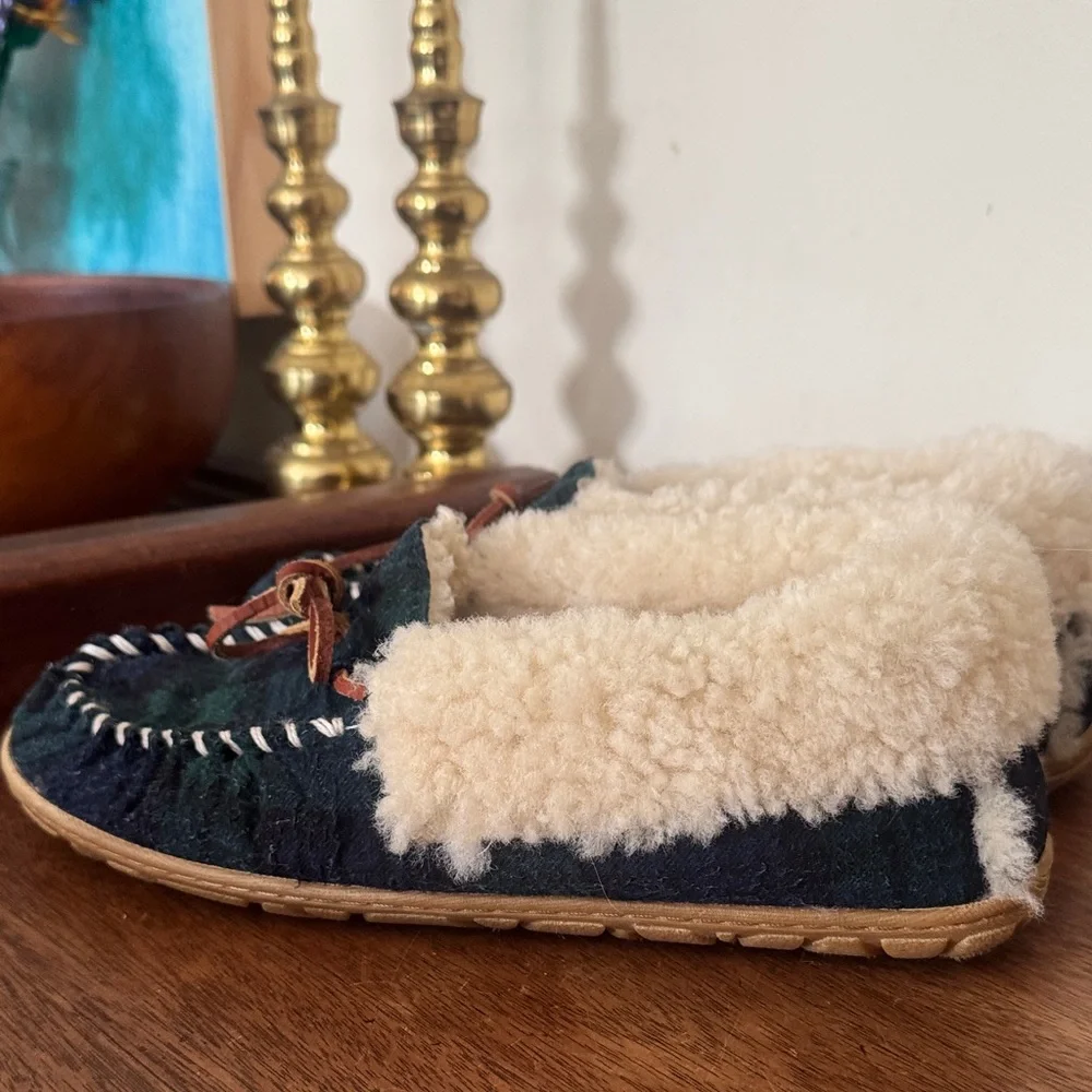L.L. Bean Plaid Moccasin Slippers with Fleece Lining - Picture 2 of 9